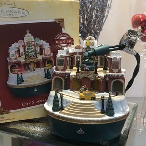 Hallmark Christmas ornament 2005